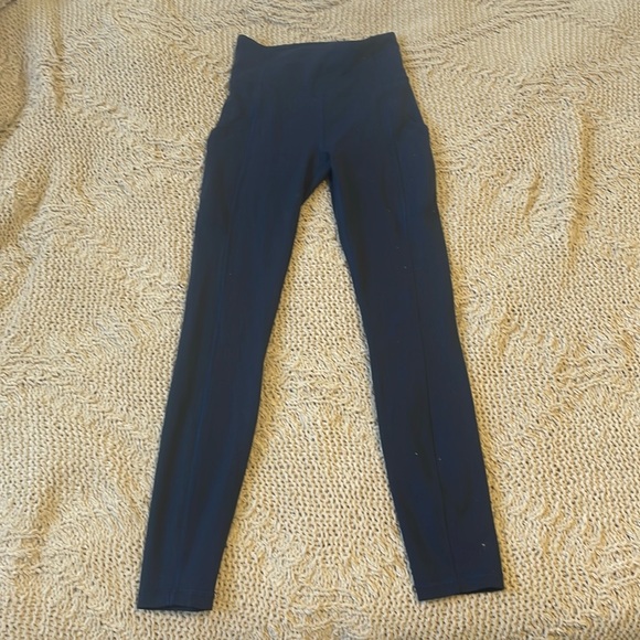 Lululemon navy leggings - Picture 1 of 5
